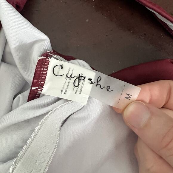 Cupshe Elegant Dance Solid One Piece Swimsuit Burgundy Red Side Tie Size Medium - Picture 9 of 10